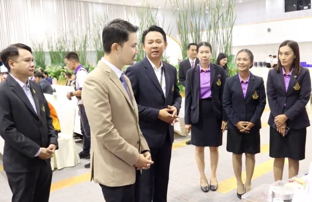 ประชุมสร้างความรู้ ความเข้าใจการดำเนินงานสวนพฤกษศาสตร์โรงเรียน วันที่ 21 สิงหาคม 256