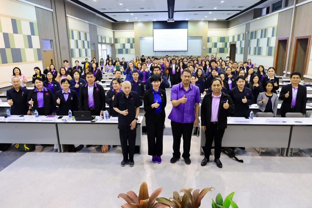 การฝึกอบรมปฏิบัติการงานสวนพฤกษศาสตร์โรงเรียน หลักสูตร วิทยากรผู้ช่วย มาตรฐาน อพ.สธ.